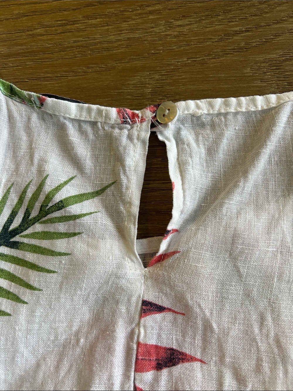 Long all linen Hawaiian floral print swim coverup or dress, medium Lungo L’Arno - Picture 5 of 6